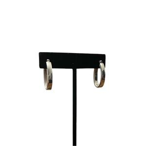 SALE Vintage sterling silver oblong hoops